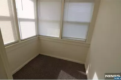 273 Centre Avenue, Secaucus, NJ 07094 - Photo 11