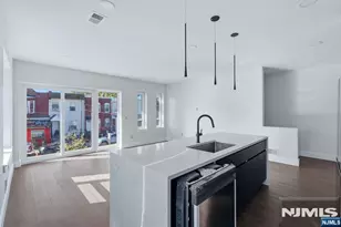 97 W 9th Ave, Newark, NJ 07107 - Photo 7