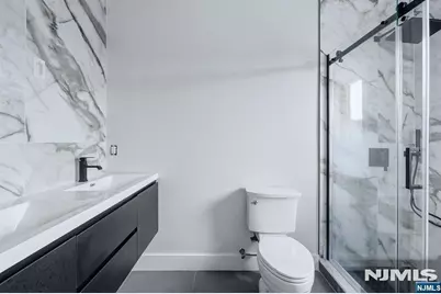 97 W 9th Avenue, Newark, NJ 07107 - Photo 17