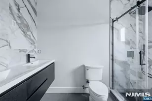 97 W 9th Ave, Newark, NJ 07107 - Photo 17