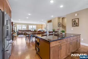 605 Cottonwood Ct 605, Cresskill, NJ 07626 - Photo 7