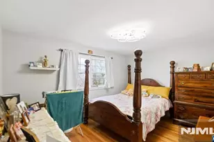 154 Orchard St, Elmwood Park, NJ 07407 - Photo 5