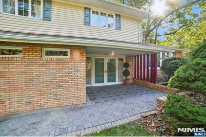 29 Gabriel Way, Washington Township, NJ 07676 - Photo 3