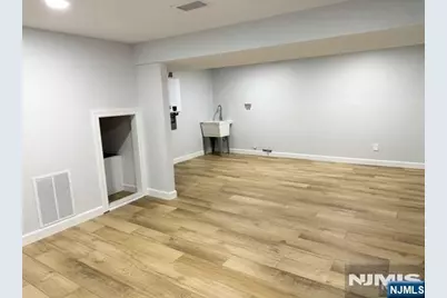 26 Elm Street 2 #2, Clifton, NJ 07013 - Photo 19