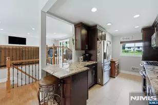 105 Winthrop Rd, Hillsdale, NJ 07642 - Photo 15