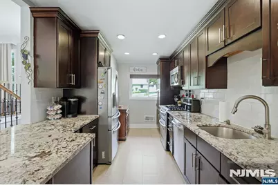 105 Winthrop Road, Hillsdale, NJ 07642 - Photo 13