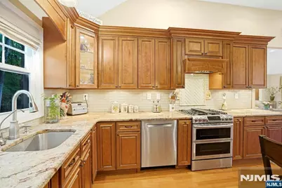 19 Wescott Street, Old Tappan, NJ 07675 - Photo 21