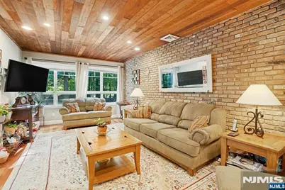 19 Wescott Street, Old Tappan, NJ 07675 - Photo 23