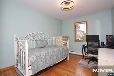 17 Marinus Street, Rochelle Park Township, NJ 07662 - Photo 19