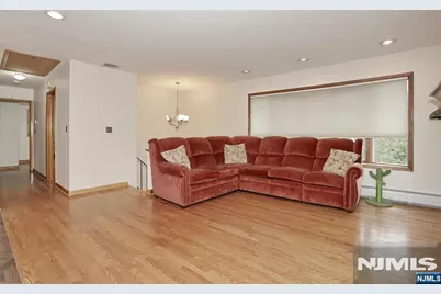 17 Marinus Street, Rochelle Park Township, NJ 07662 - Photo 7
