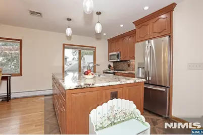 17 Marinus Street, Rochelle Park Township, NJ 07662 - Photo 9