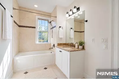 180 Edgewater Road 1A #1A, Cliffside Park, NJ 07010 - Photo 9