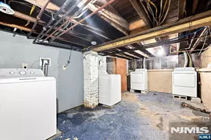 293 Ogden St, Orange, NJ 07050 - Photo 9