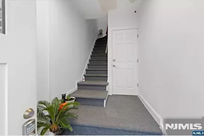 512 3rd Avenue, Lyndhurst Township, NJ 07071 - Photo 3
