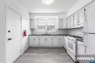 512 3rd Ave, Lyndhurst Township, NJ 07071 - Photo 19