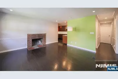 322 Hickory A #A, Bergenfield, NJ 07621 - Photo 5