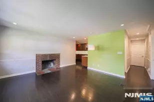322 Hickory A, Bergenfield, NJ 07621 - Photo 5