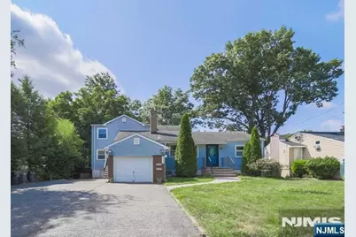 322 Hickory A #A, Bergenfield, NJ 07621 - Photo 1