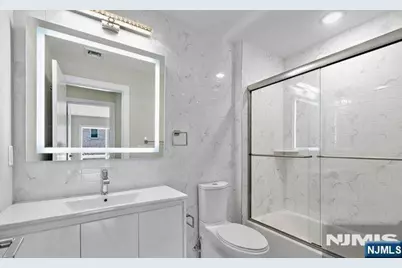 82 W Ruby Avenue C #C, Palisades Park, NJ 07650 - Photo 7