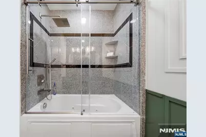28-07 Zachary Terrace, Fair Lawn, NJ 07410 - Photo 17