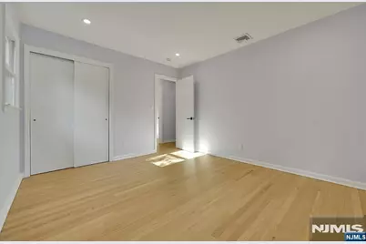 516 Harriet Place, Franklin Lakes, NJ 07417 - Photo 15