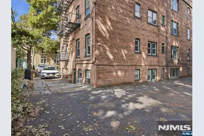 30 The Crescent C0007 #C0007, Montclair, NJ 07042 - Photo 21