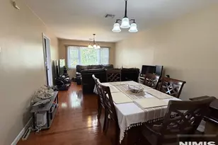 42 Agar Pl, South Hackensack Township, NJ 07606 - Photo 17