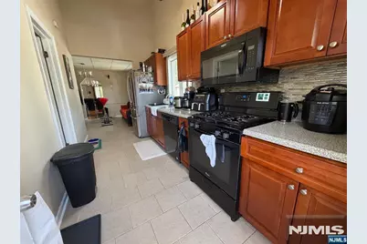 42 Agar Place, South Hackensack Township, NJ 07606 - Photo 15