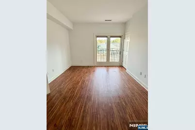 90 Park Avenue 202 #202, Park Ridge, NJ 07656 - Photo 15