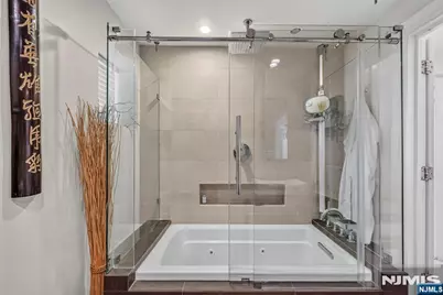 1026 Harvard Place, Fort Lee, NJ 07024 - Photo 9