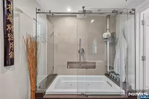 1026 Harvard Pl, Fort Lee, NJ 07024 - Photo 9