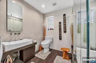 1026 Harvard Pl, Fort Lee, NJ 07024 - Photo 9