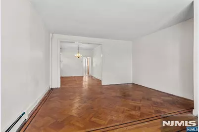 163 8th Street, Bayonne, NJ 07002 - Photo 17