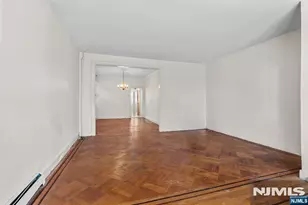 163 8th St, Bayonne, NJ 07002 - Photo 17