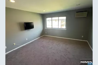 460 Liberty Street 304A #304A, Little Ferry, NJ 07643 - Photo 11