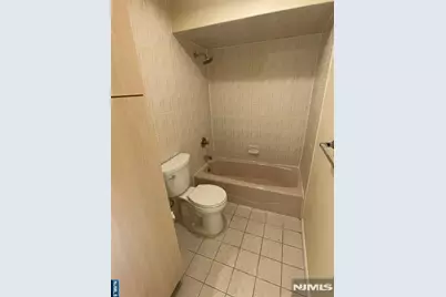460 Liberty Street 304A #304A, Little Ferry, NJ 07643 - Photo 13