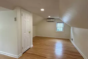 987 Pleasant Dr, New Milford, NJ 07646 - Photo 7