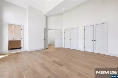 119 Cedar Street, Cliffside Park, NJ 07010 - Photo 27