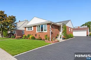 318 7th St, Saddle Brook Township, NJ 07663 - Photo 1