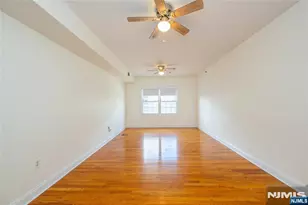 902 5th Street 406, Newark, NJ 07107 - Photo 17