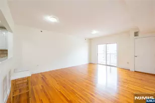 902 5th Street 406, Newark, NJ 07107 - Photo 23