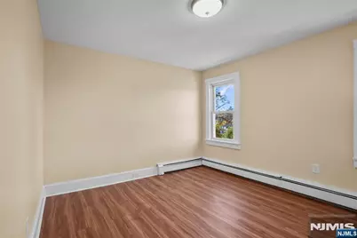 442 Lexington Avenue 3rd Fl #3rd Fl, Clifton, NJ 07011 - Photo 5