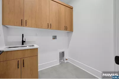 395 Hickory Avenue, Paramus, NJ 07652 - Photo 31