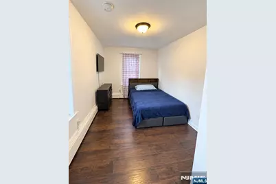 521 2nd Street, Bound Brook, NJ 08805 - Photo 5