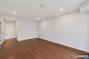 202 Adams Ct F202, Edgewater, NJ 07020 - Photo 19