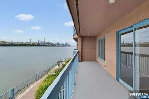 202 Adams Ct F202, Edgewater, NJ 07020 - Photo 31