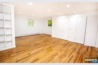 21 Hopkins Street, Hillsdale, NJ 07642 - Photo 17