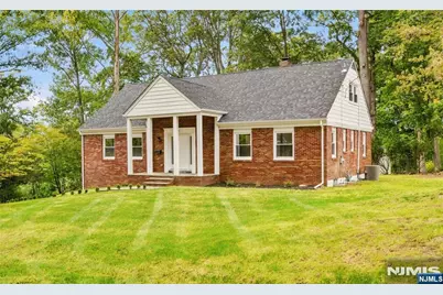 71 Montvale Avenue, Montvale, NJ 07645 - Photo 41