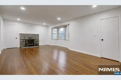 4-21 Saddle River Road 1 #1, Fair Lawn, NJ 07410 - Photo 7