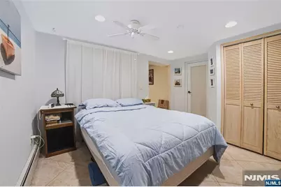 423 West Avenue, Northvale, NJ 07647 - Photo 25